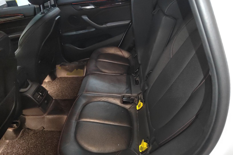 宝马X1 2016款 sDrive20Li 豪华型中控内饰21