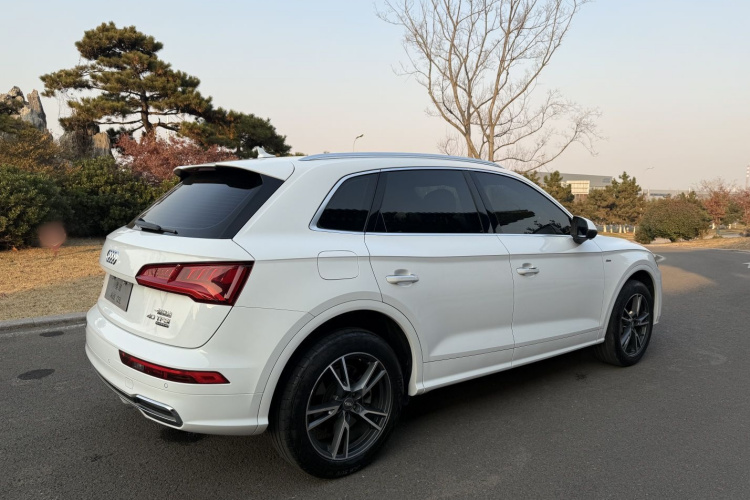 奥迪Q5L 2018款 40 TFSI 荣享时尚型 国V车身外观6003