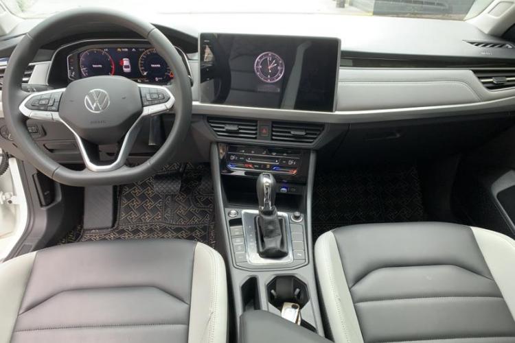 大众 宝来 2023款 300TSI DSG尊行版局部细节9002