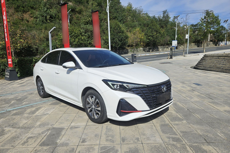 长安 逸动 2023款 畅享版 PLUS 蓝鲸NE 1.4T GDI DCT尊贵版车身外观6001