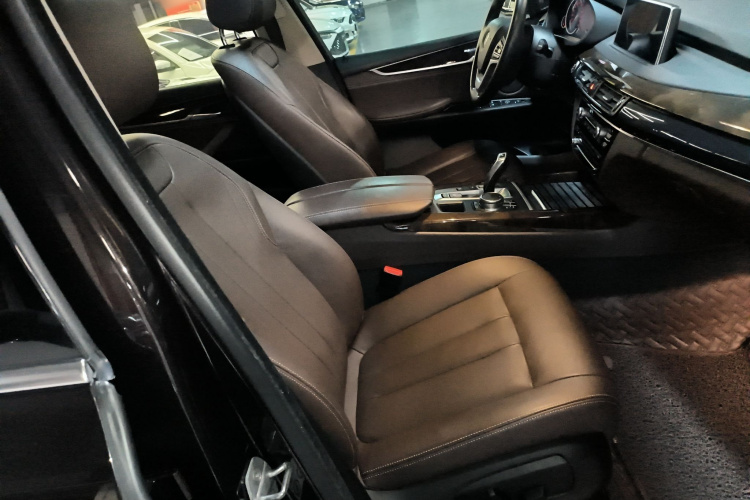 宝马X5(进口) 2018款 xDrive28i局部细节41