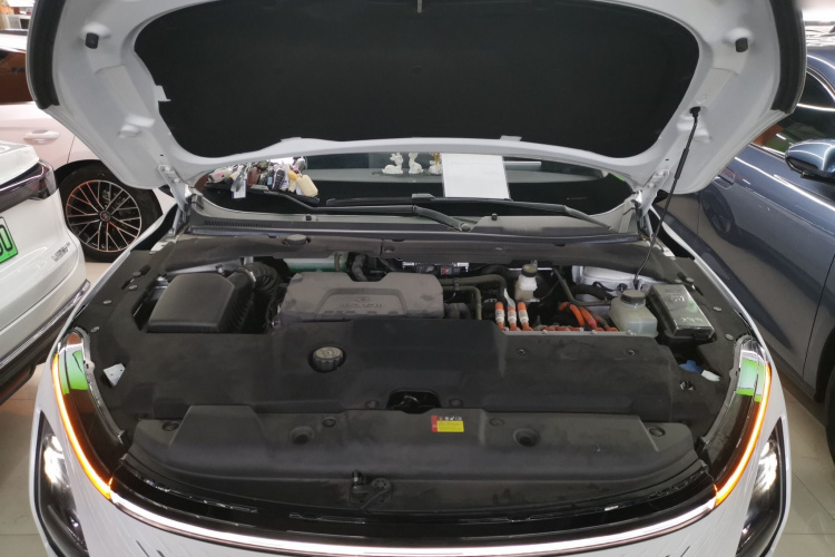 五菱汽车 五菱星光 2023款 150 进阶版机舱底盘24