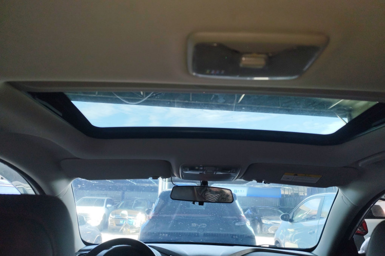 长安 逸动 2016款 XT 1.6L 自动俊酷型中控内饰22