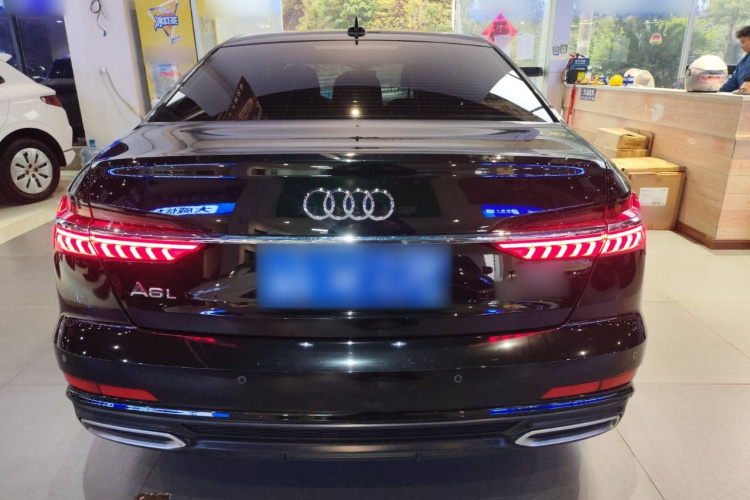 奥迪A6L 2020款 45 TFSI 臻选动感型车身外观6