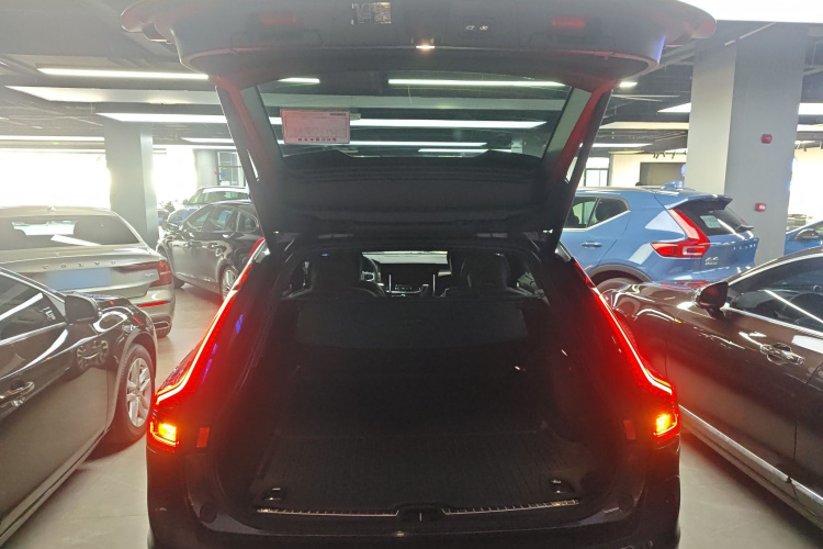 沃尔沃V90 2022款 Cross Country B5 AWD 智远版局部细节23