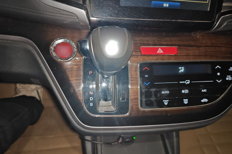 本田 奥德赛 2015款 2.4L 智享版局部细节18