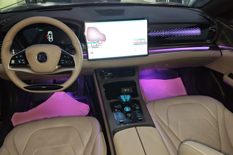 比亚迪 汉 2024款 EV 荣耀版 610KM四驱天神之眼智驾型中控内饰12