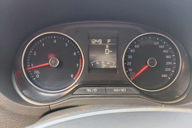 大众 Polo 2016款 1.6L 自动舒适型局部细节14