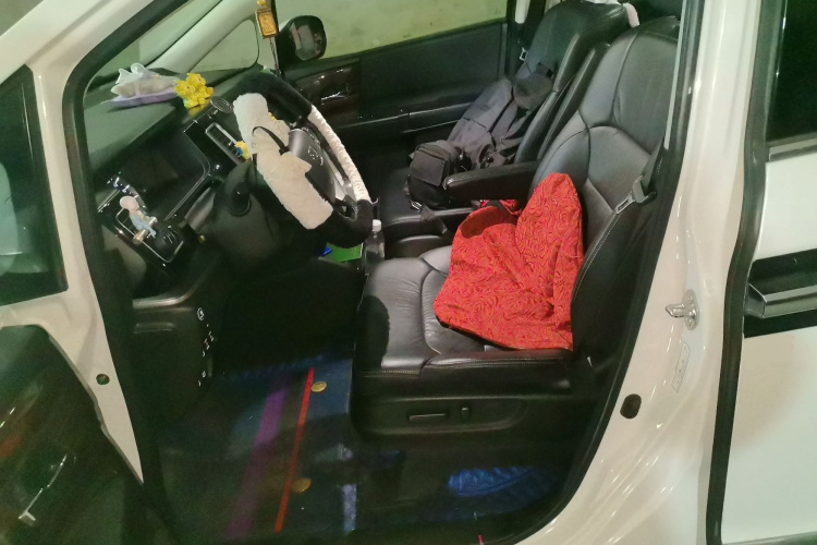 本田 艾力绅 2016款 2.4L 风尚版中控内饰19