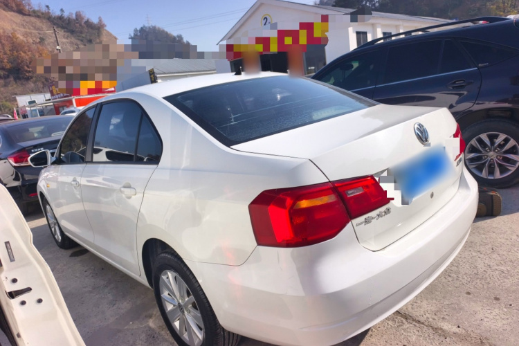 大众 捷达 2013款 1.6L 手动舒适型车身外观6003