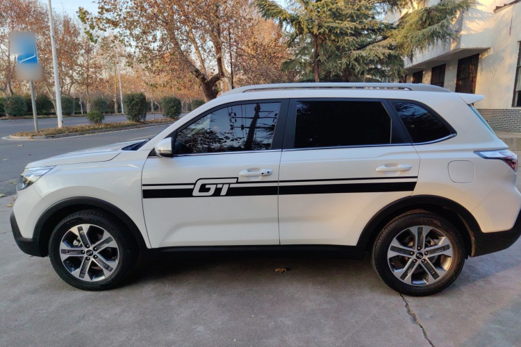 起亚 智跑 2019款 2.0L 自动智享豪华版车身外观6006