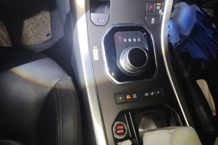 路虎 揽胜极光 2015款 2.0T 五门智耀版局部细节18