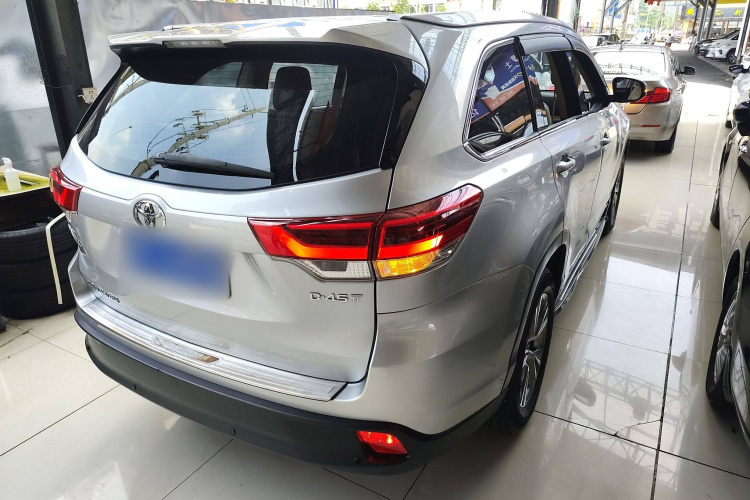 丰田 汉兰达 2018款 2.0T 两驱精英版 5座 国VI车身外观6002