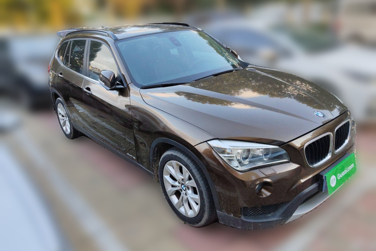 宝马X1 2013款 sDrive18i 领先型车身外观6002