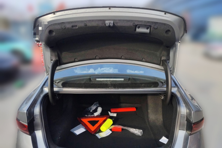 比亚迪 秦PLUS 2025款 DM-i 智驾版 55KM领先型中控内饰23