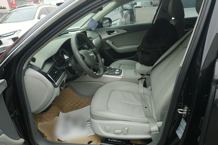 奥迪A6L 2014款 30 FSI 技术型局部细节19