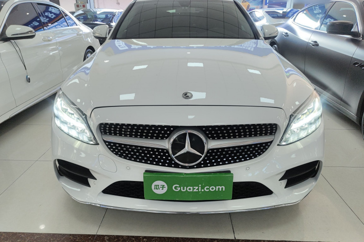 奔驰C级 2020款 改款 C 200 L 时尚型运动版车身外观2