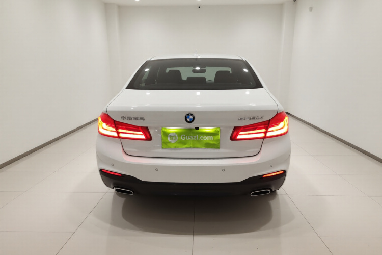 宝马5系 2019款 改款 525Li M运动套装车身外观6