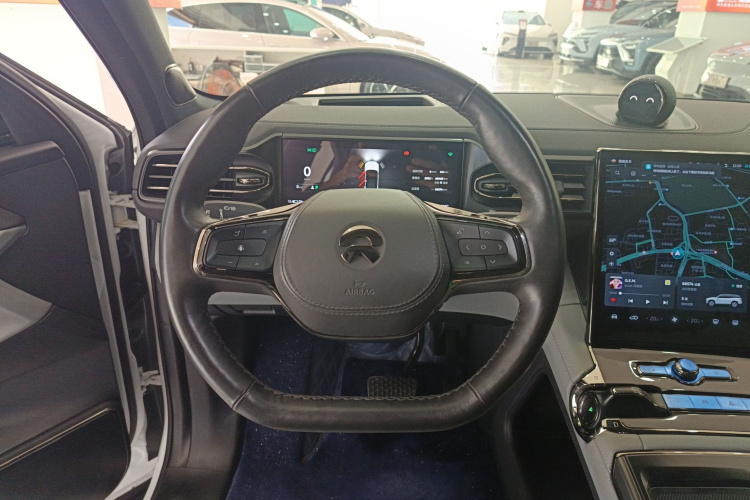 蔚来ES8 2020款 580KM 六座版中控内饰13