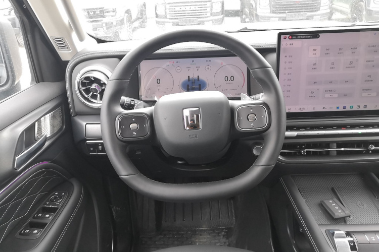 坦克300新能源 2025款 Hi4-T中控内饰13