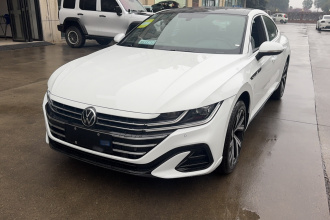 一汽-大众CC 2026款 3000万辆甄选款 330TSI 炫目