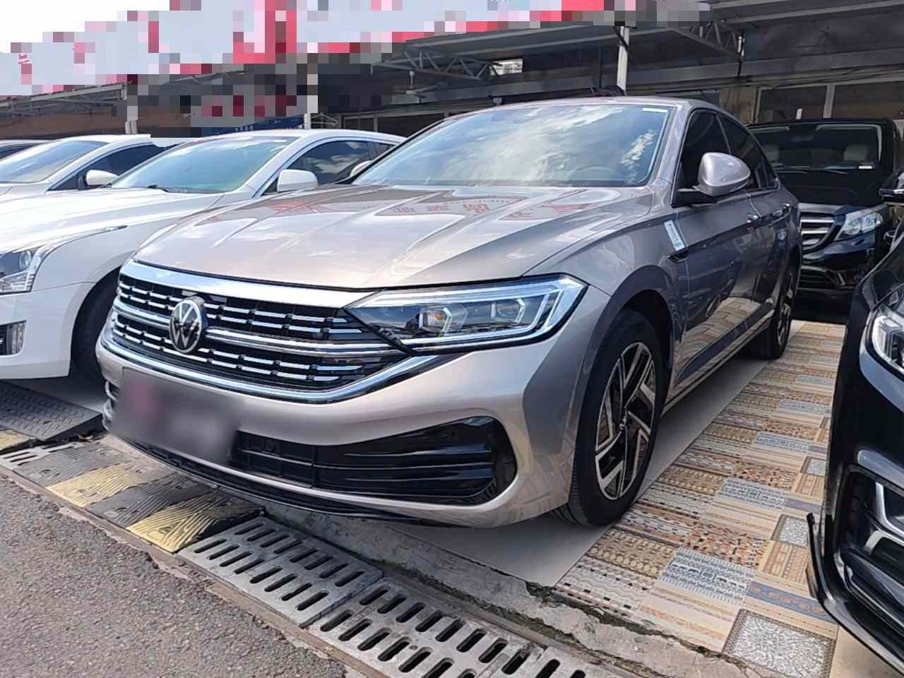 大众 速腾 2025款 300TSI DSG超越版(2)