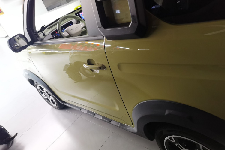 吉利银河 2025款 210km 熊猫骑士车身外观4