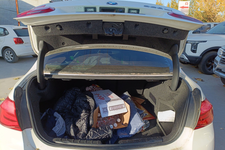 宝马3系 2016款 320Li 时尚型局部细节23