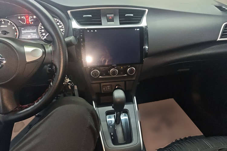 日产 轩逸 2022款 经典 1.6XE CVT舒适版中控内饰12