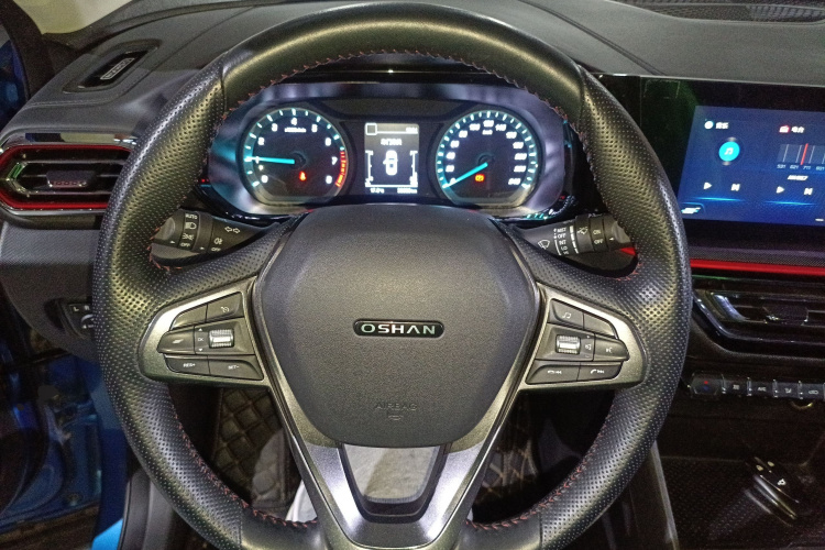 长安欧尚X5 2021款 改款 1.6L 手动豪华型中控内饰13