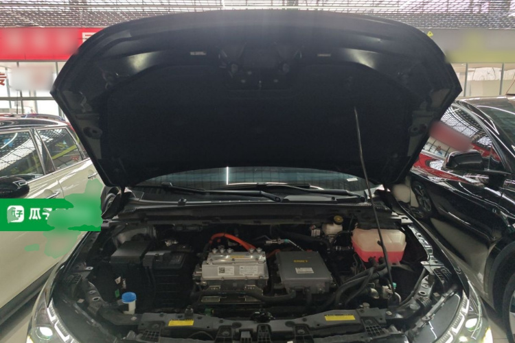 小鹏P5 2024款 500Pro版机舱底盘24