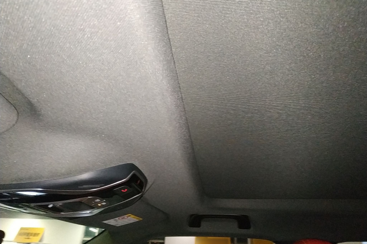 吉利汽车 吉利icon 2021款 1.5TD 锦鲤中控内饰22