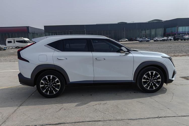 广汽传祺 影酷 2022款 1.5T 超新星Pro版车身外观6003