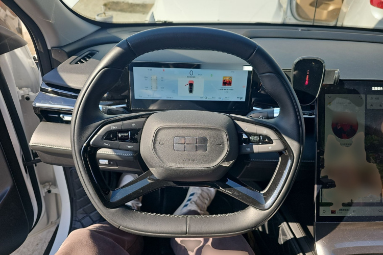 吉利银河 银河L6 2024款 125km PLUS 龙腾版中控内饰13