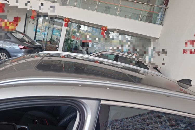 奔腾T90 2023款 1.5T DCT 自动豪华型局部细节57