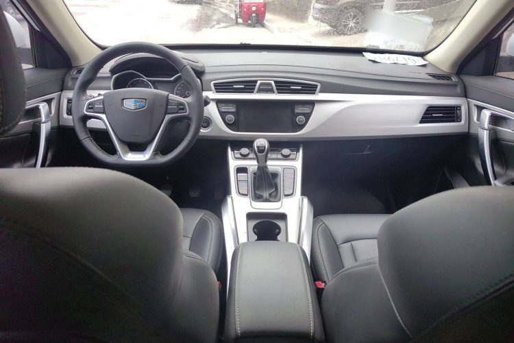 吉利汽车 博越 2016款 2.0L 手动智尚型中控内饰7003