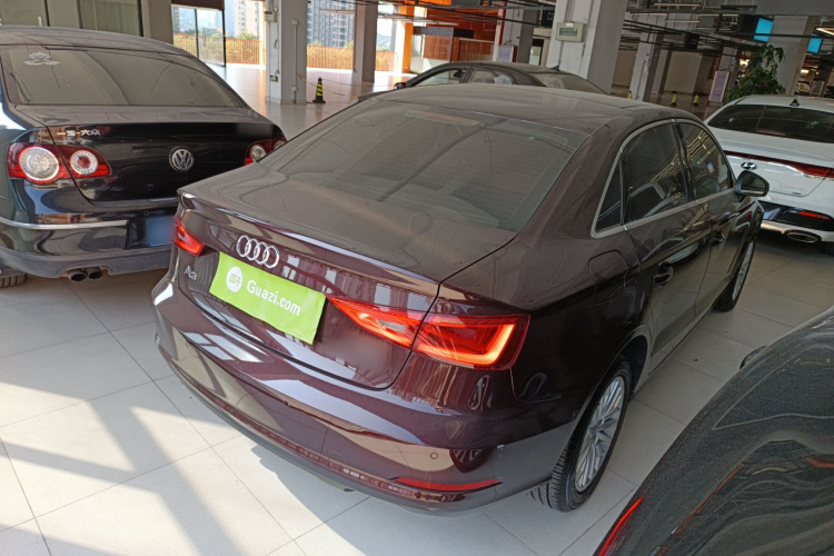 奥迪A3 2016款 Limousine 35 TFSI 领英型车身外观7