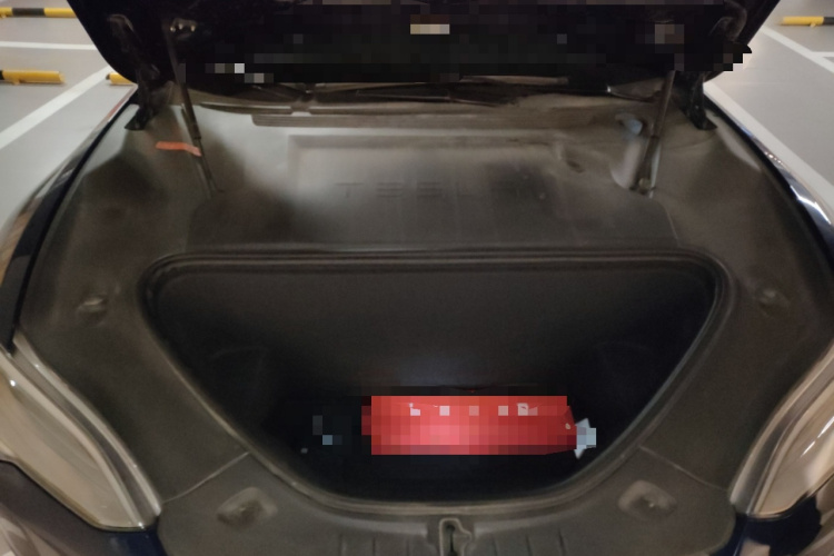 特斯拉 2017款 Model S 75D 标准续航版局部细节24