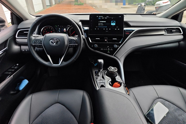 丰田 凯美瑞 2021款 2.0S 锋尚版中控内饰7002