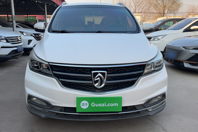 宝骏730 2017款 1.8L iAMT豪华型 7座车身外观6003