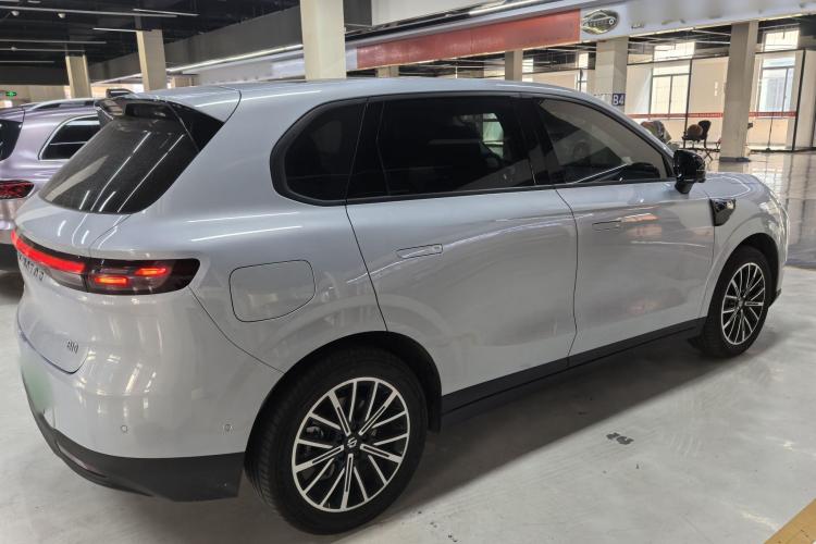 零跑汽车 零跑B10 2025款 510激光雷达版车身外观6005