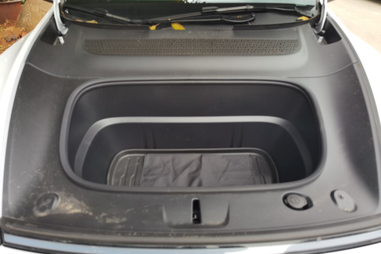 特斯拉 Model Y 2025款 后轮驱动版局部细节24