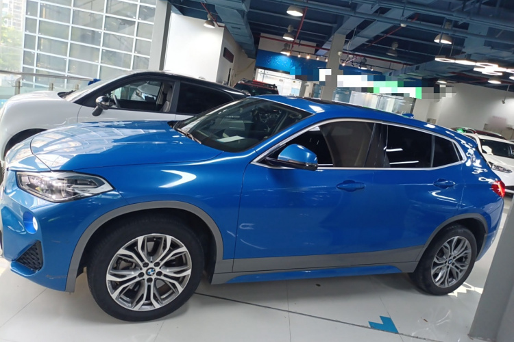 宝马X2(进口) 2018款 sDrive25i 领先型M越野套装 国V车身外观6004