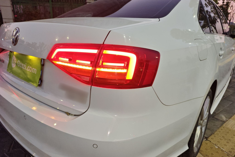 大众 速腾 2018款 280TSI DSG熠动版车身外观9