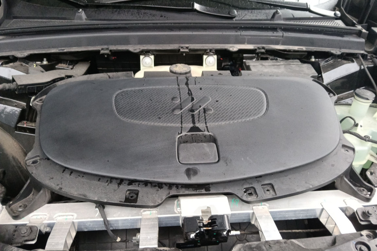 智己汽车 智己LS6 2023款 Max 长续航版机舱底盘24