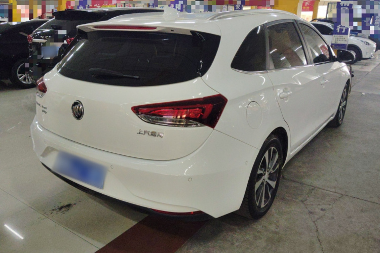 别克 阅朗 2019款 18T 自动互联旗舰型 国V车身外观7