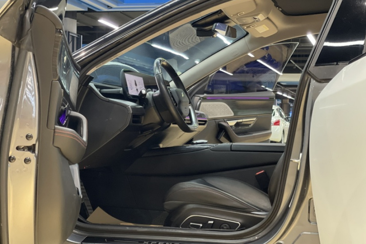 小鹏P7 2022款 586G局部细节19