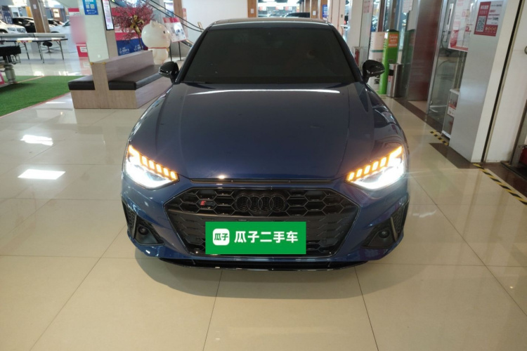奥迪S4 2023款 S4 3.0TFSI车身外观2