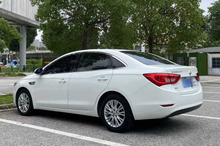 别克 英朗 2017款 15N 自动精英型车身外观6007