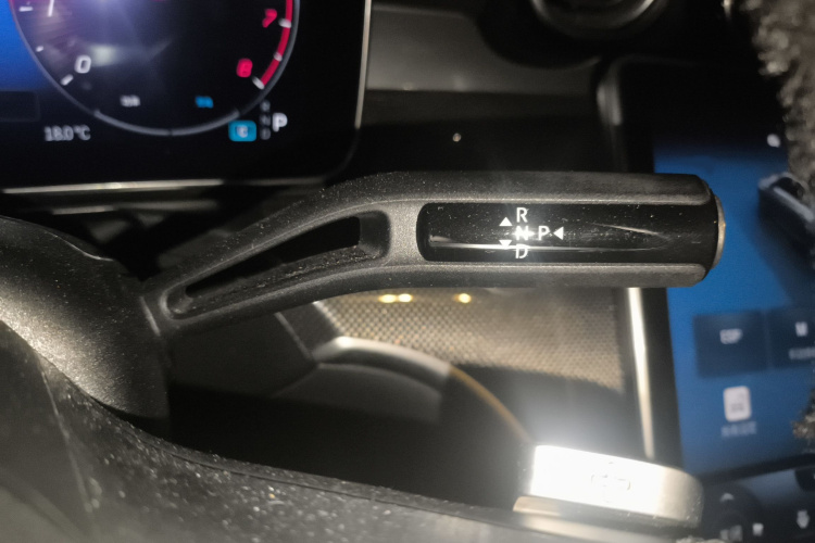 奔驰C级 2023款 C 260 L 运动版局部细节18